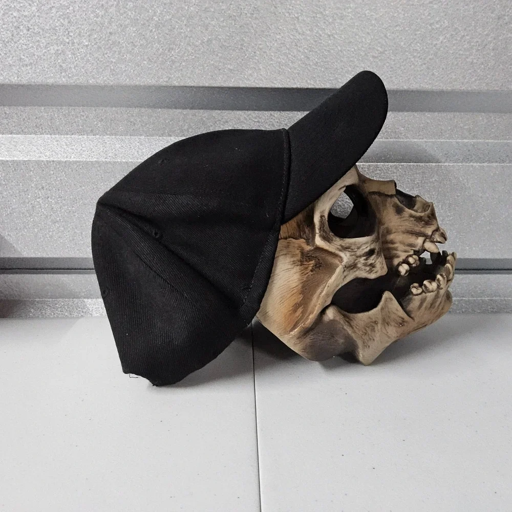 Spirit Halloween‎ Mask Skull with Hat Costume Cosplay Scary